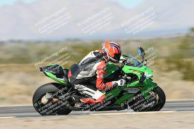 media/Dec-04-2025-Racers Edge (Thu) [[5ebc9f124d]]/2-A Group/4-Session 3 (Turn 2 Inside Speed Pans)/